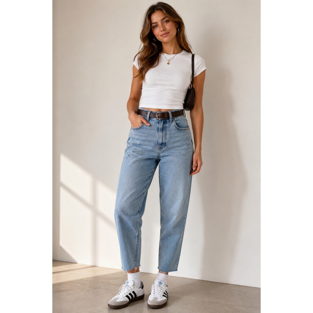 Hollister Ultra High Rise Mom Jeans Light Wash Baggy Raw Hem W27 Y2K 5R Straight